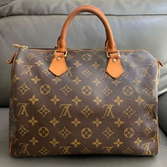 *SOLD* Louis Vuitton Speedy 30 - Picture 2 of 11